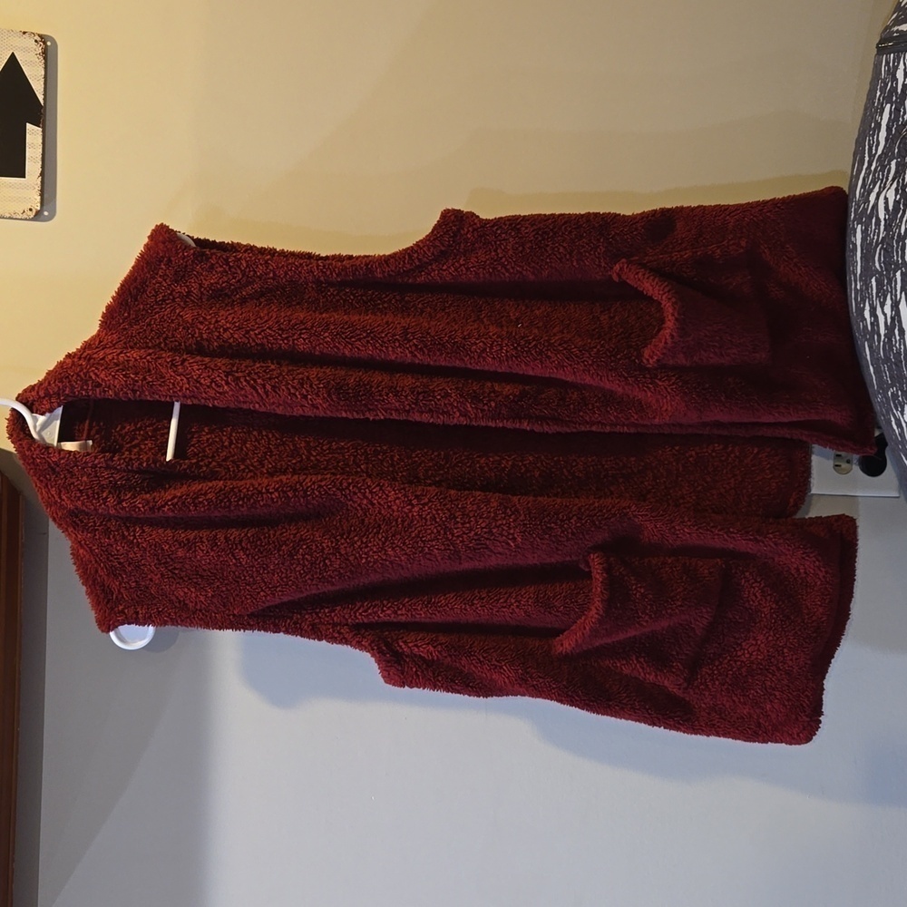 ❤️3 For 20.Bundle&save❤️Leo rossi maroon long vest size xl